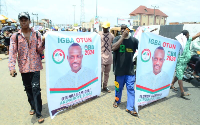 Youths March in Solidarity for Ondo PDP Gubernatorial Aspirant, Otunba Bamidele Akingboye